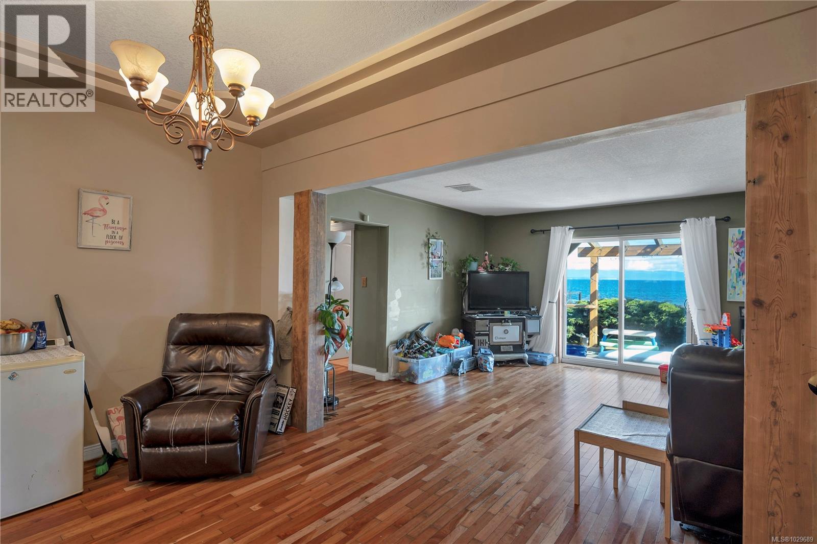 4005 Island Hwy S, Campbell River