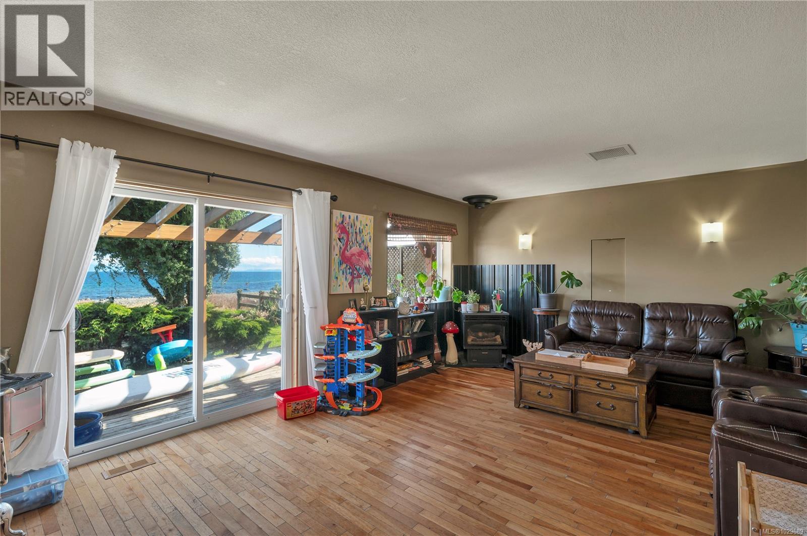 4005 Island Hwy S, Campbell River