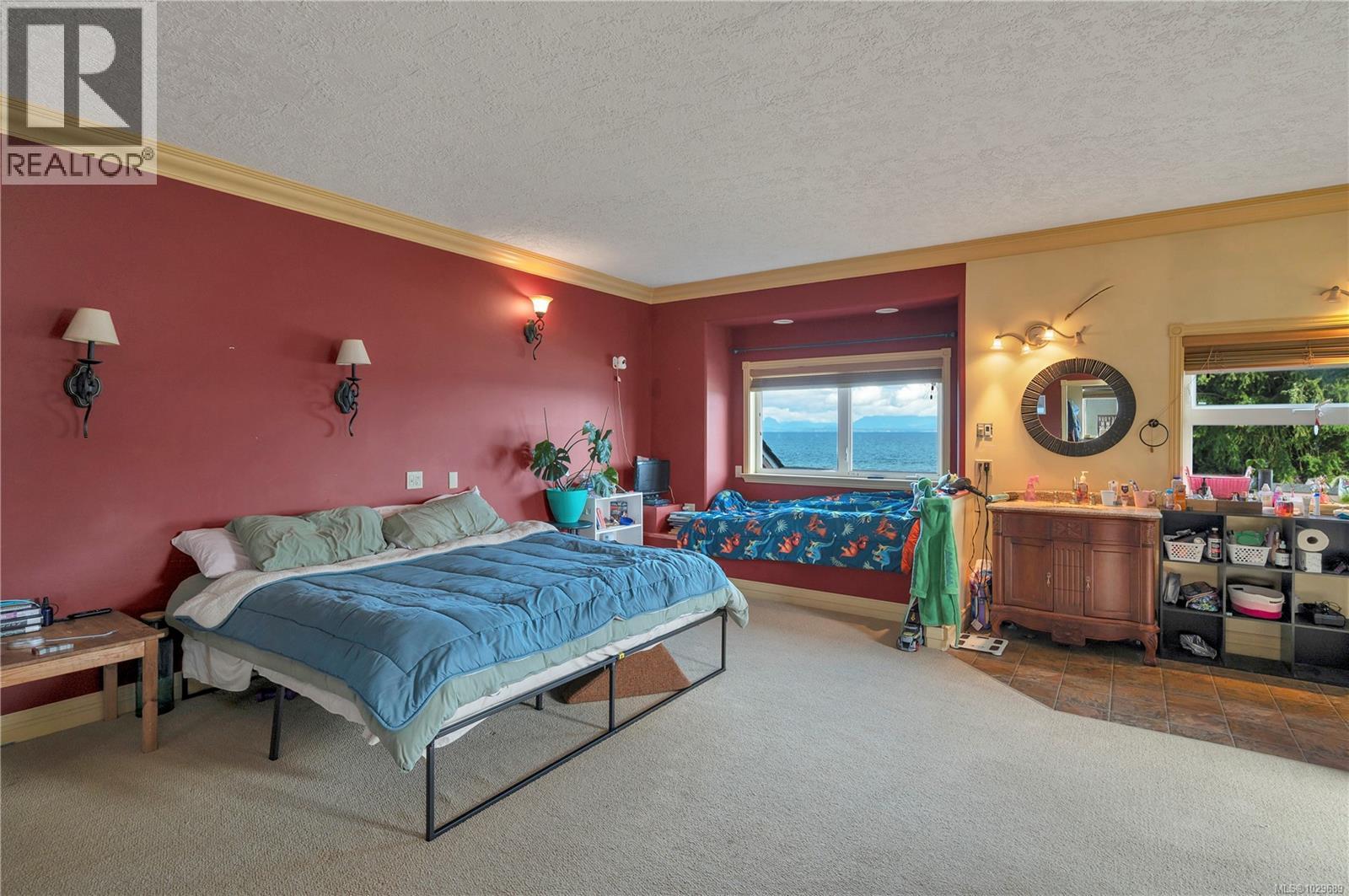 4005 Island Hwy S, Campbell River