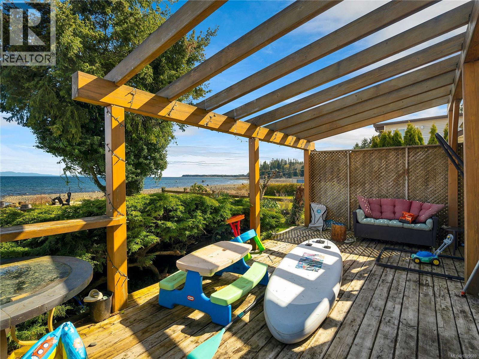 4005 Island Hwy S, Campbell River