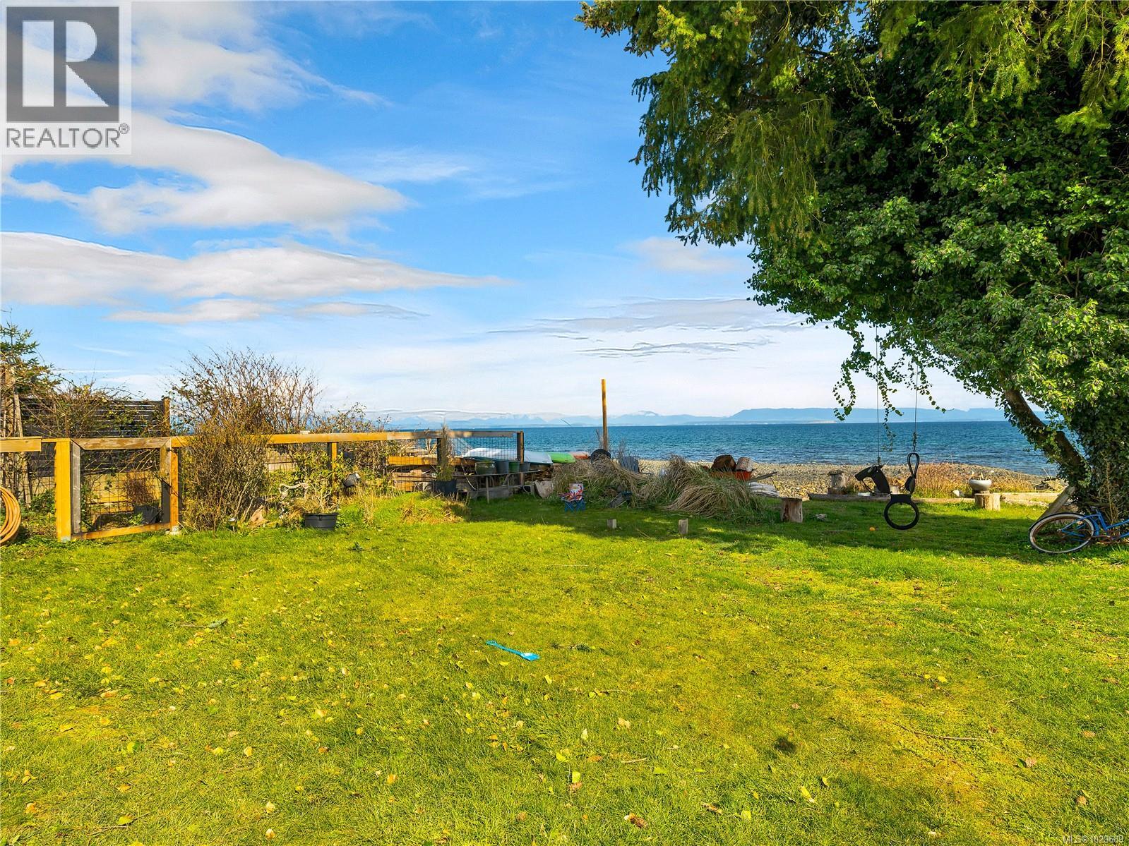 4005 Island Hwy S, Campbell River