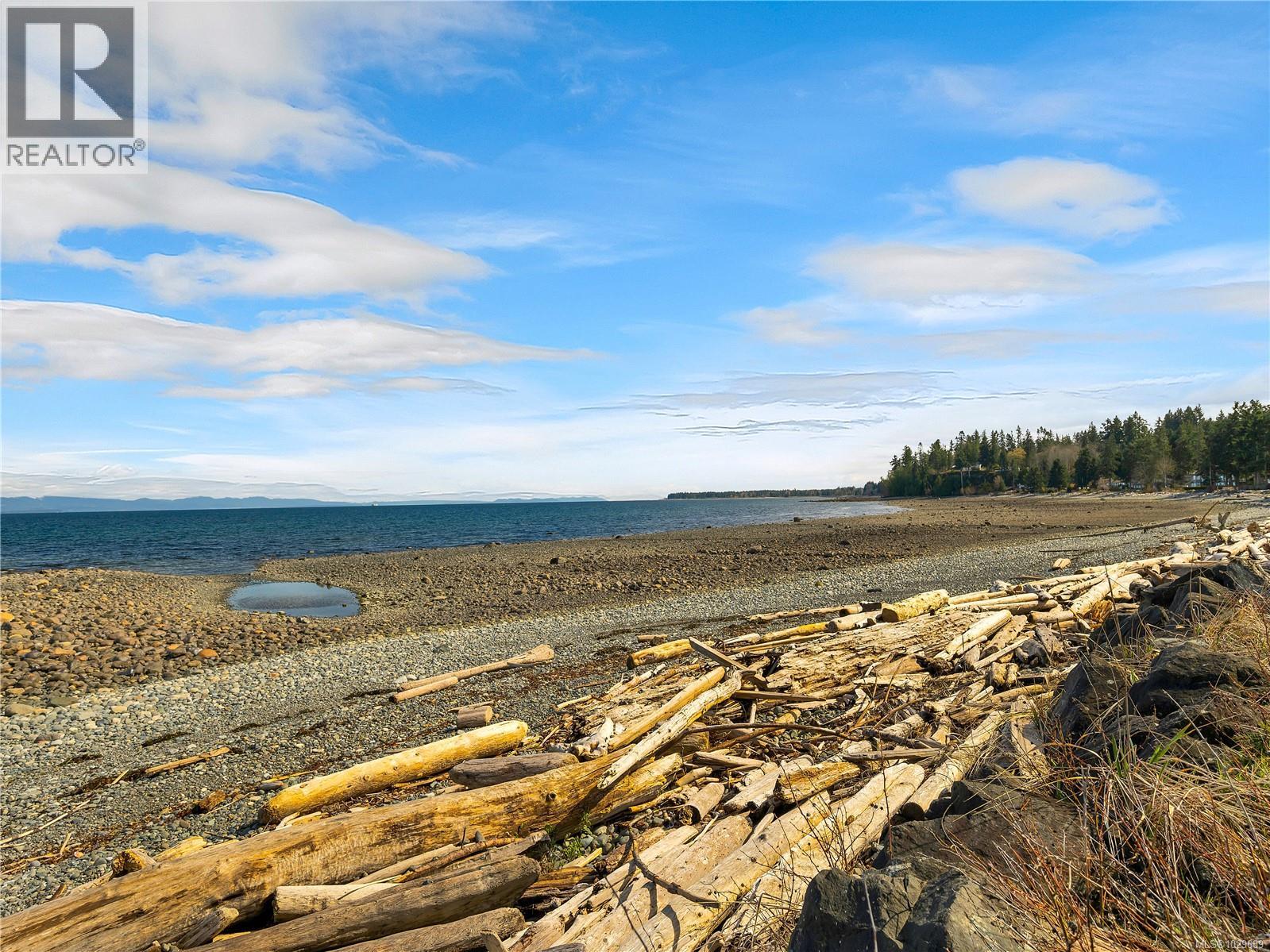 4005 Island Hwy S, Campbell River