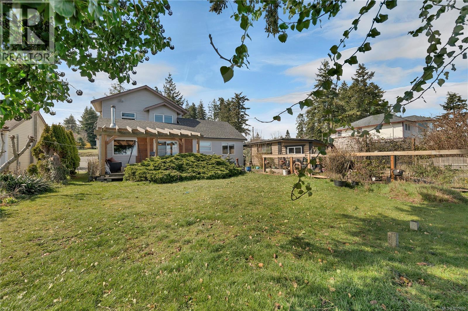 4005 Island Hwy S, Campbell River