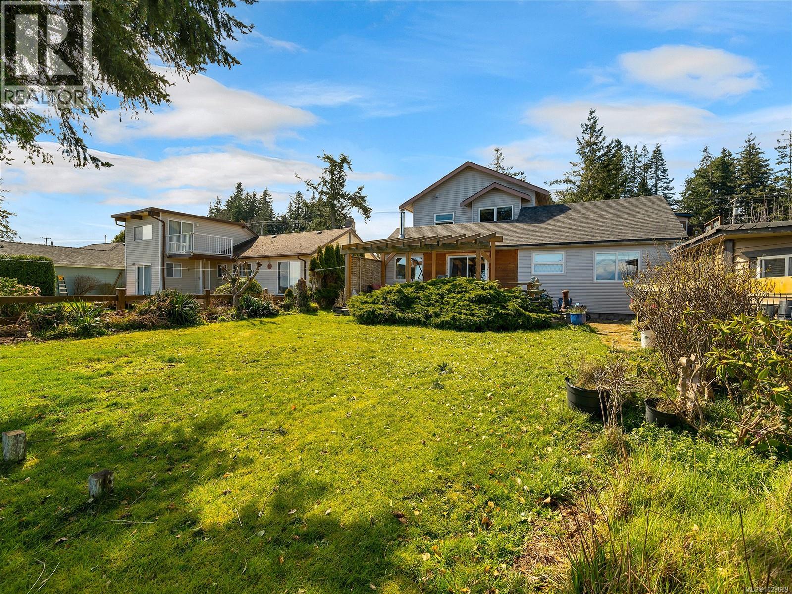 4005 Island Hwy S, Campbell River