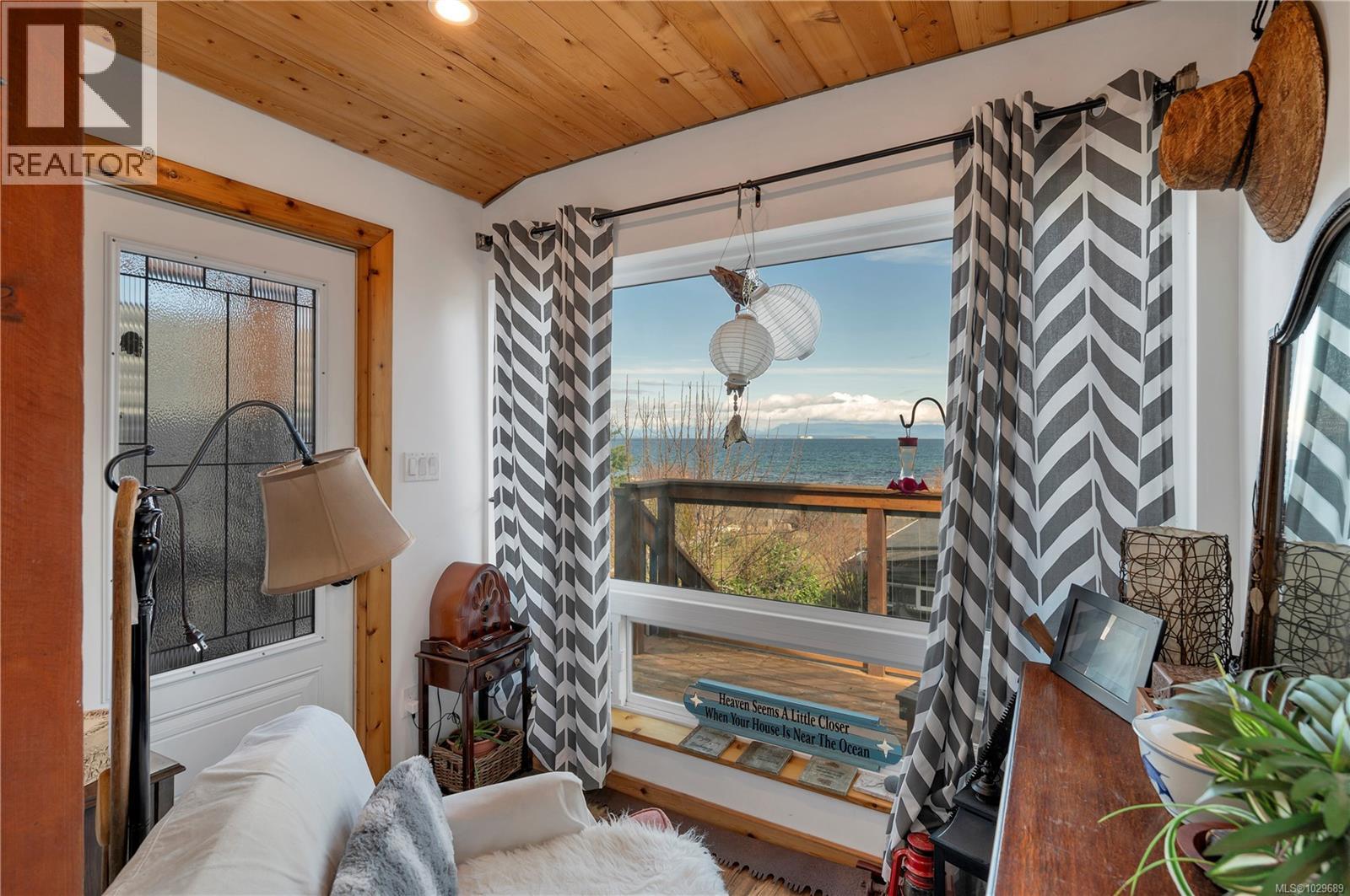 4005 Island Hwy S, Campbell River