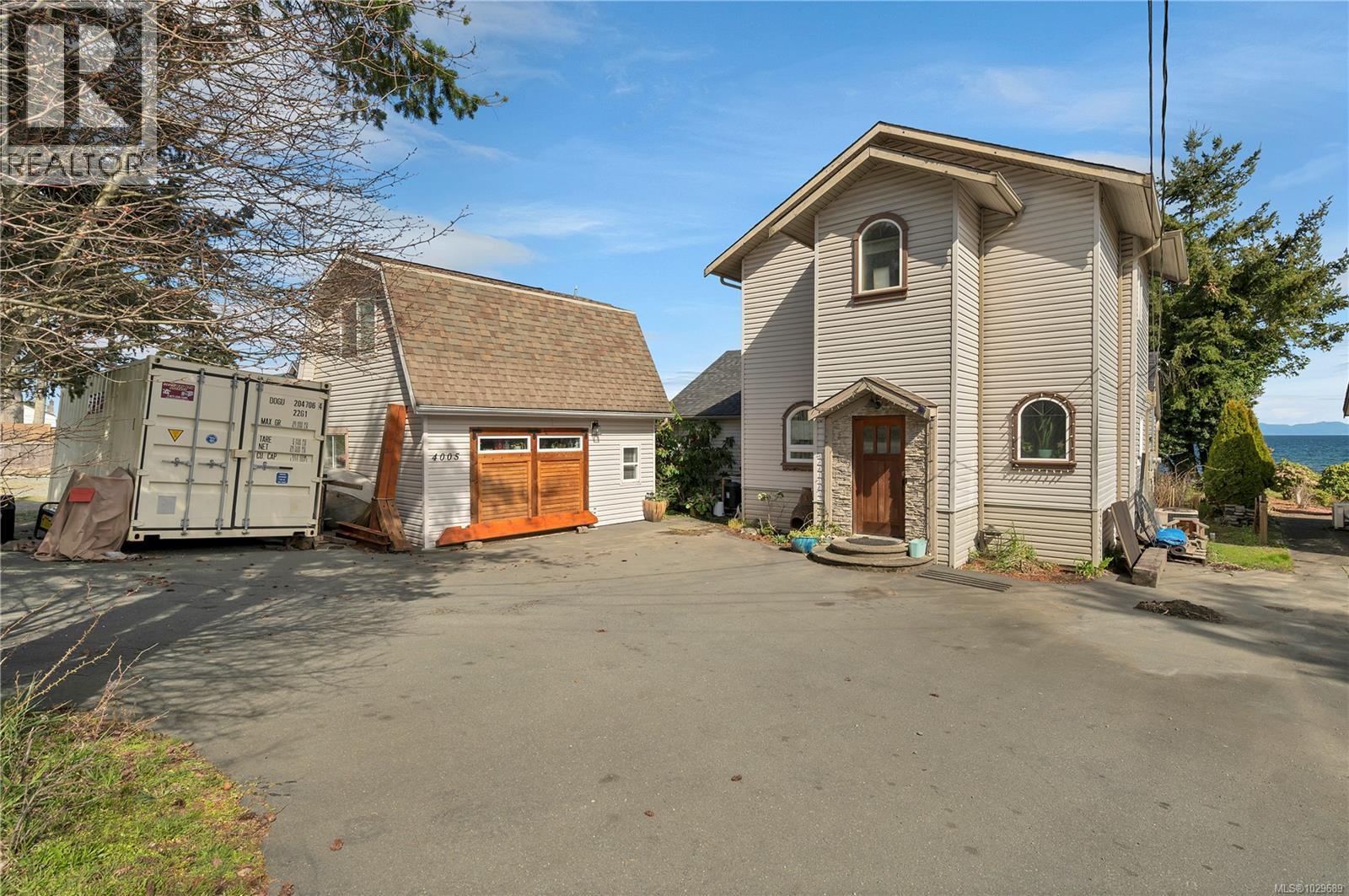4005 Island Hwy S, Campbell River