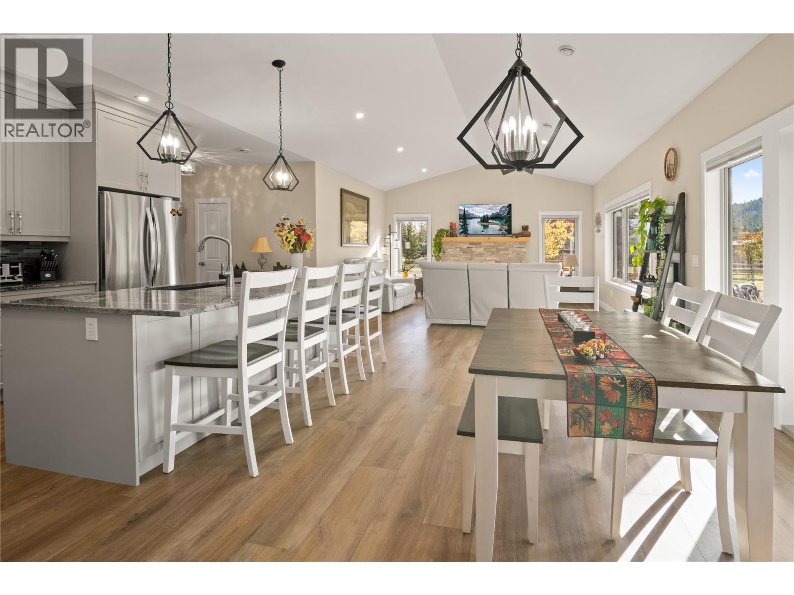 6909 Columbia Ridge Drive, Fairmont Hot Springs