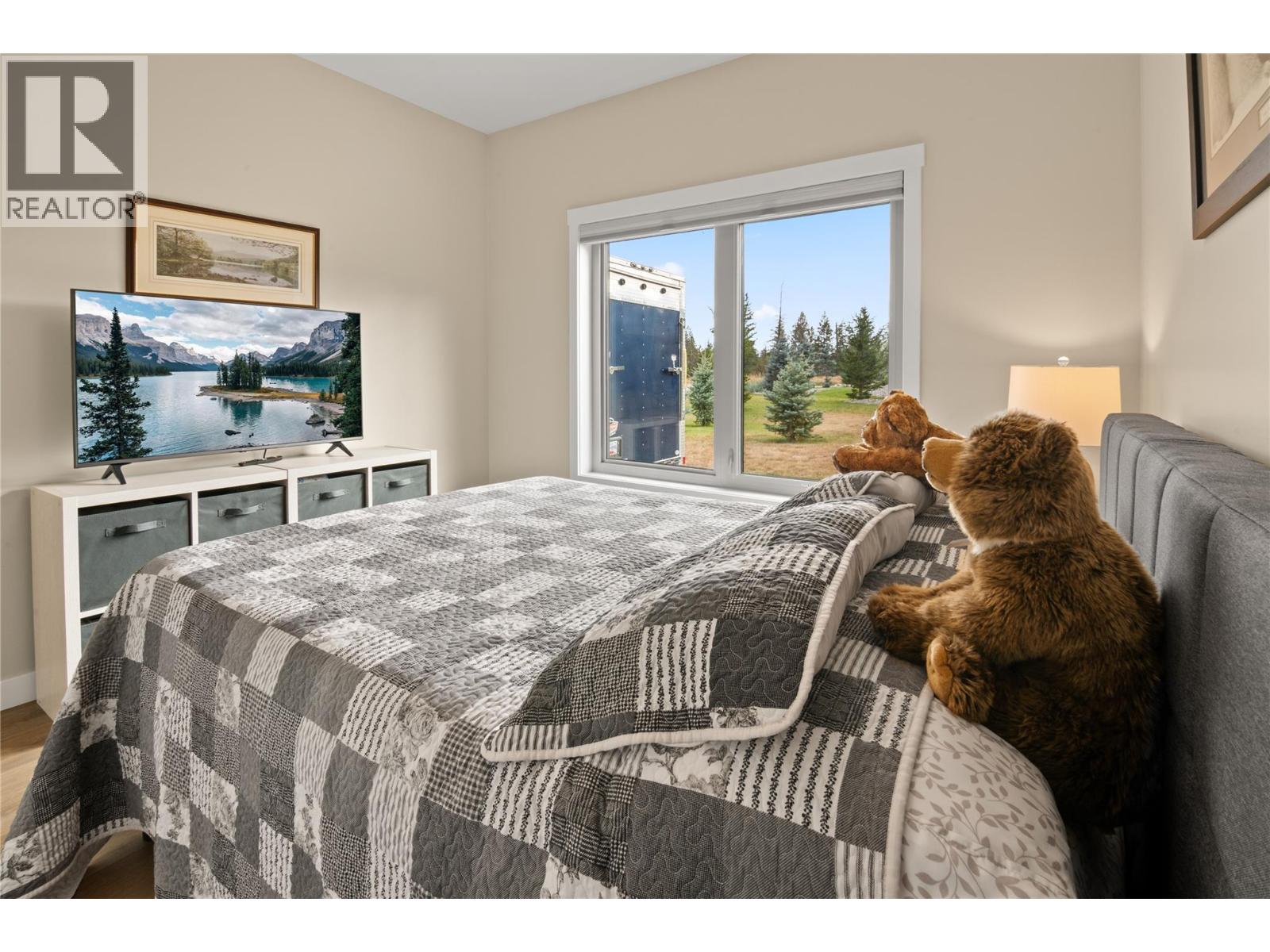 6909 Columbia Ridge Drive, Fairmont Hot Springs