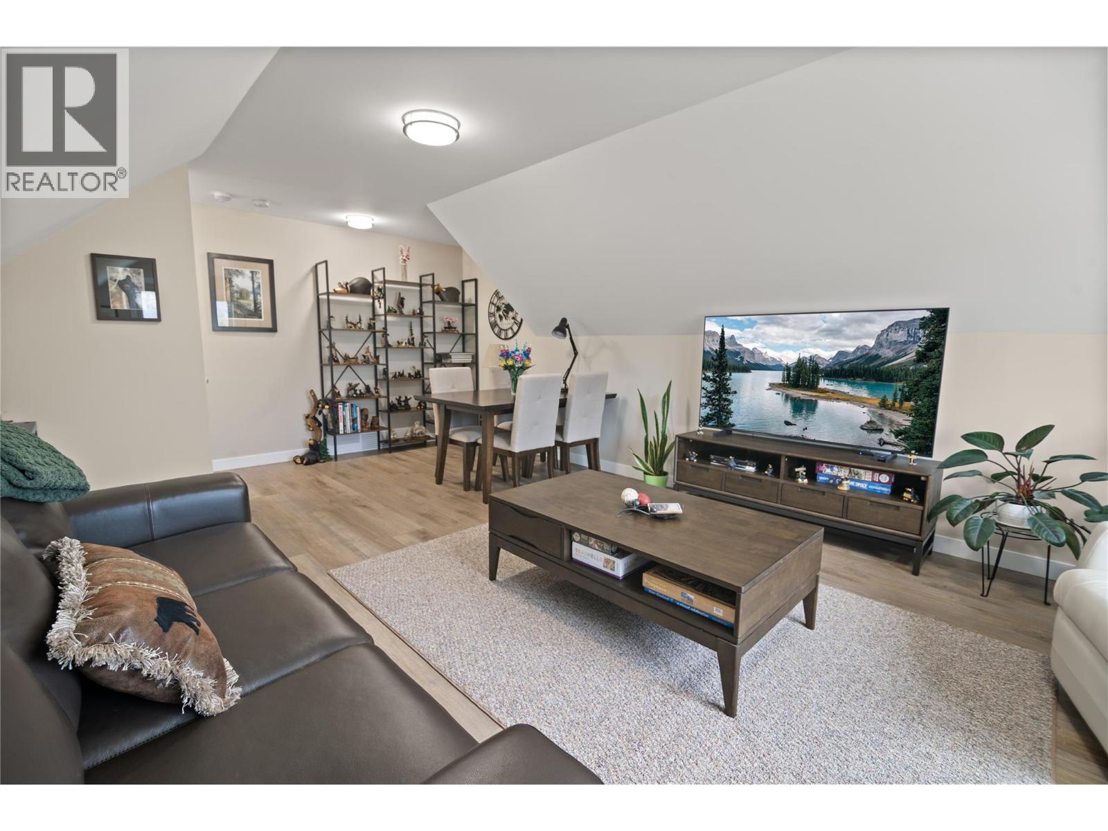 6909 Columbia Ridge Drive, Fairmont Hot Springs