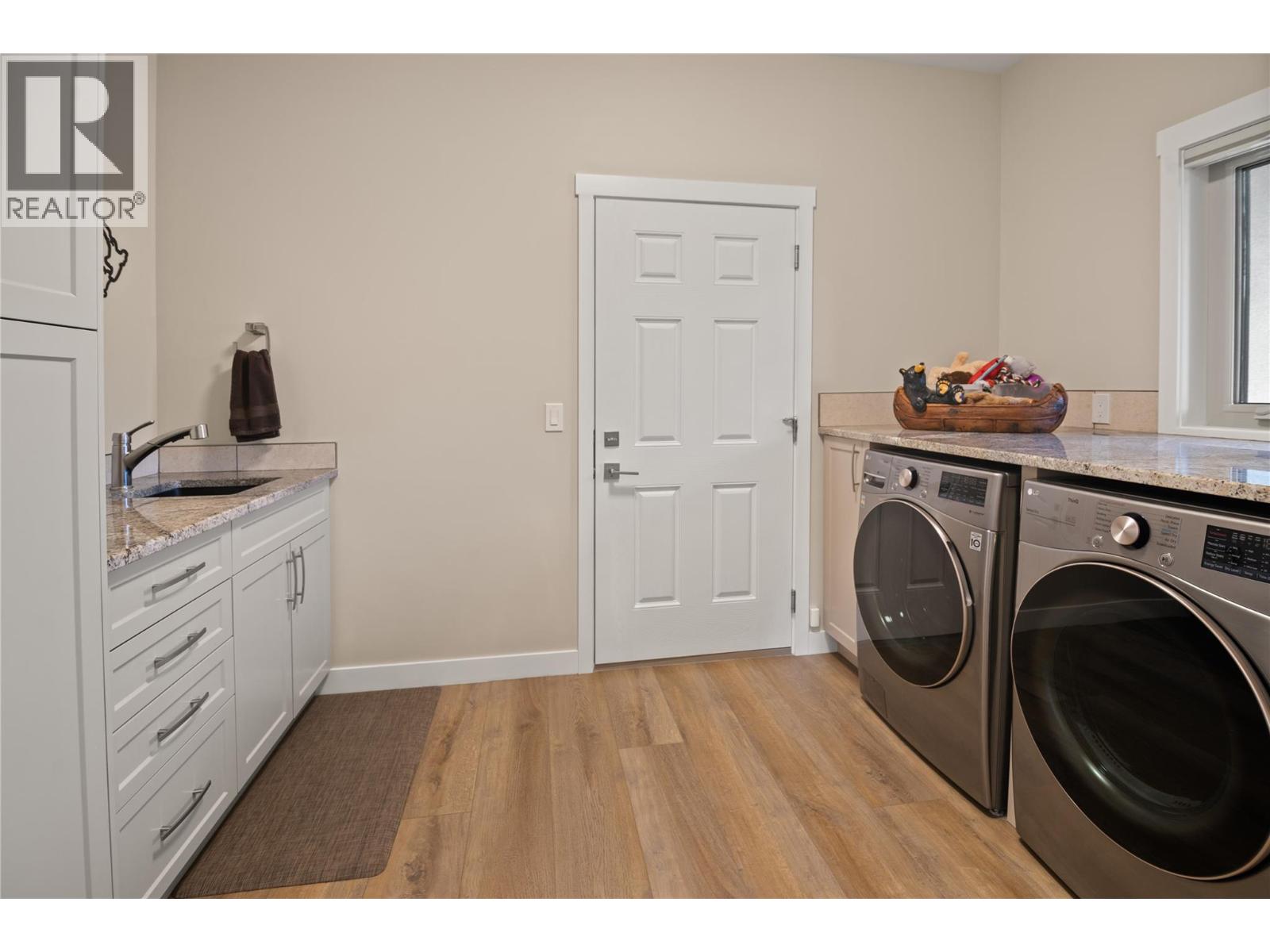 6909 Columbia Ridge Drive, Fairmont Hot Springs