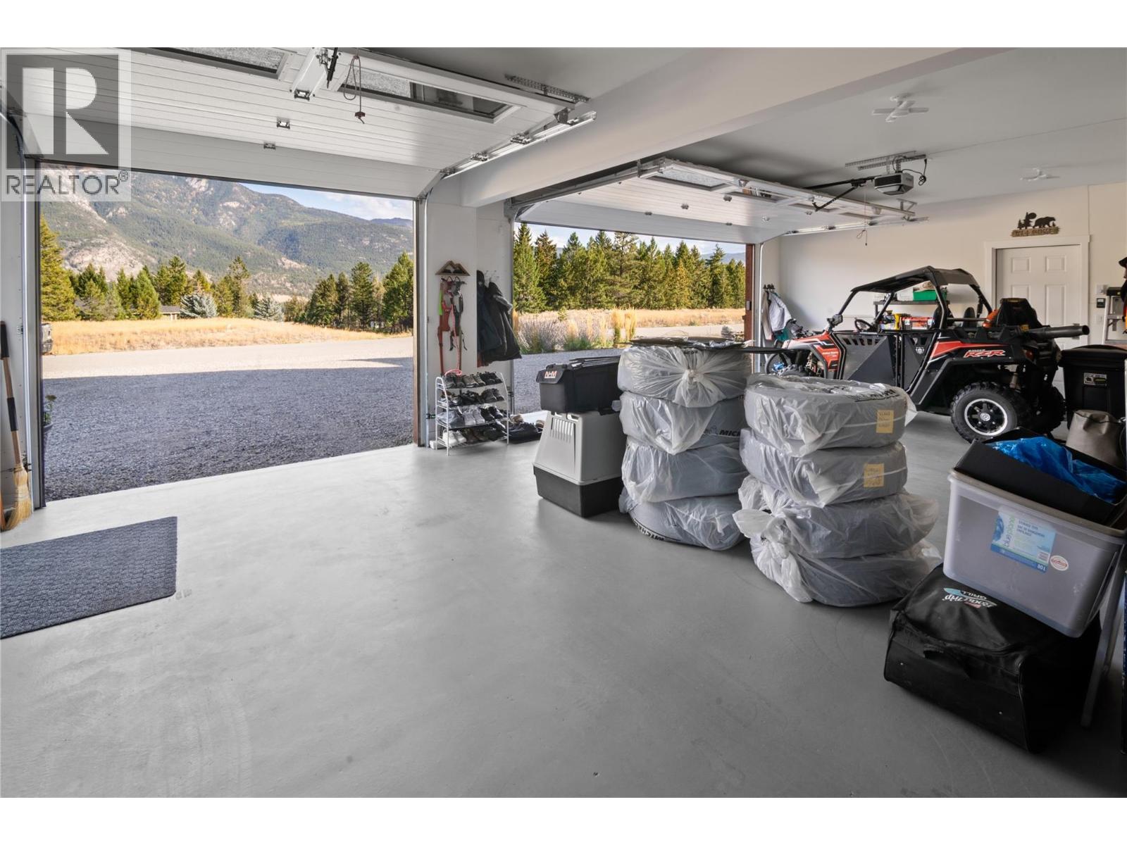 6909 Columbia Ridge Drive, Fairmont Hot Springs