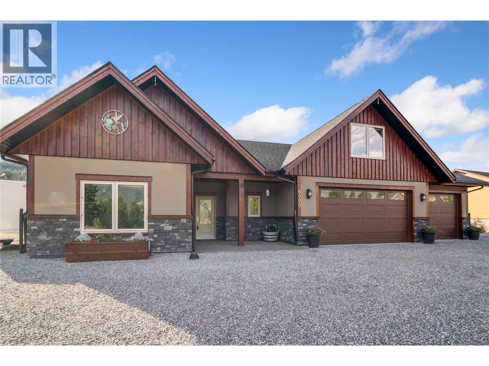 6909 Columbia Ridge Drive, Fairmont Hot Springs