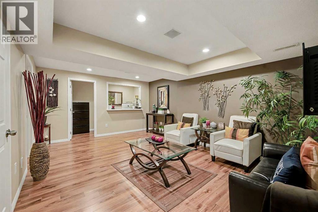 12 TARAWOOD GROVE NE - 24