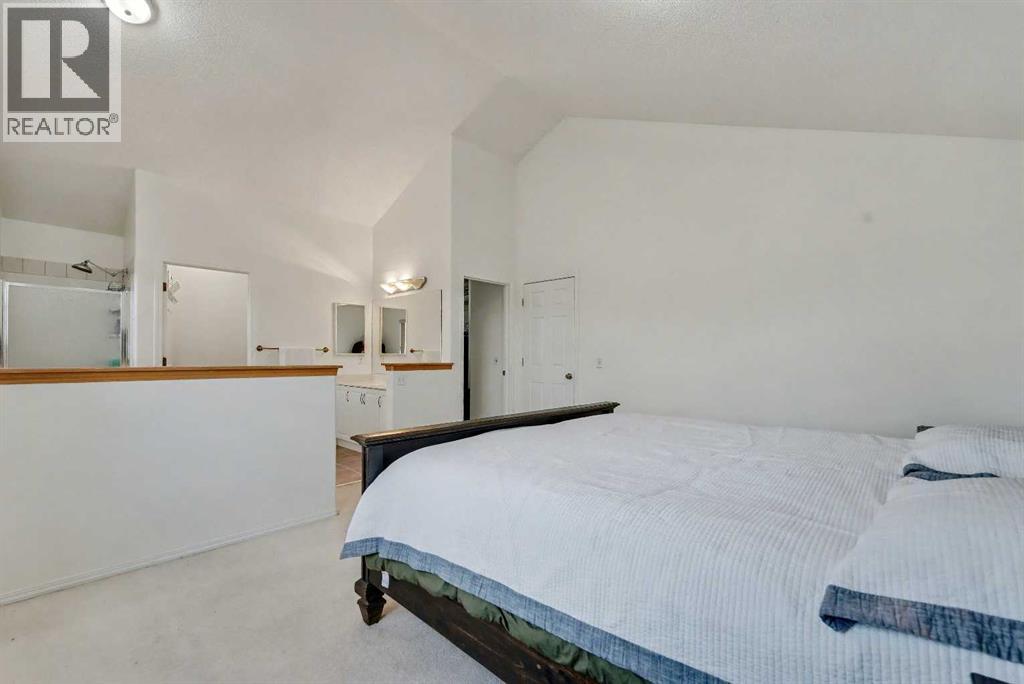 12 TARAWOOD GROVE NE - 34