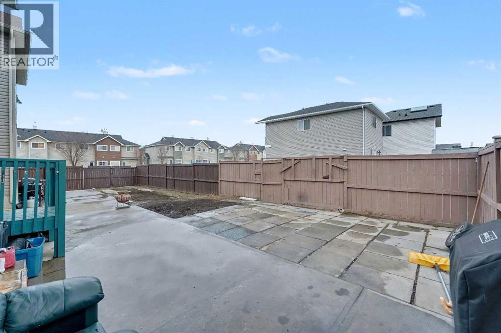 12 TARAWOOD GROVE NE - 45