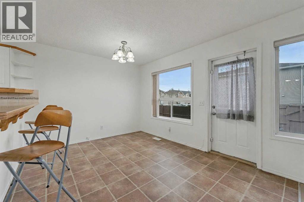 12 TARAWOOD GROVE NE - 15
