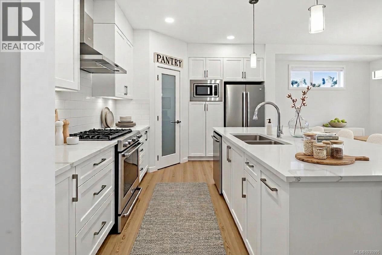 3365 Sandpiper St, Colwood