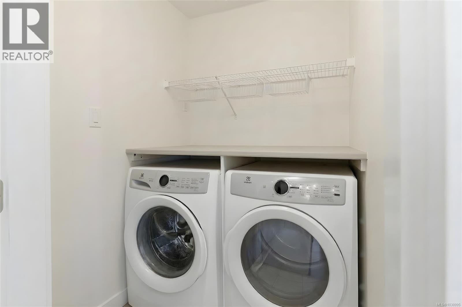 3365 Sandpiper St, Colwood