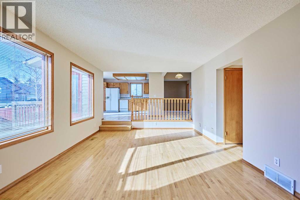 Single Family House for Sale in  Harvest Hills Drive NE Harvest Hills Calgary 