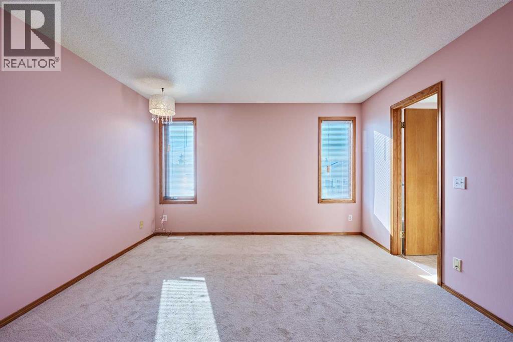 Single Family House for Sale in  Harvest Hills Drive NE Harvest Hills Calgary 