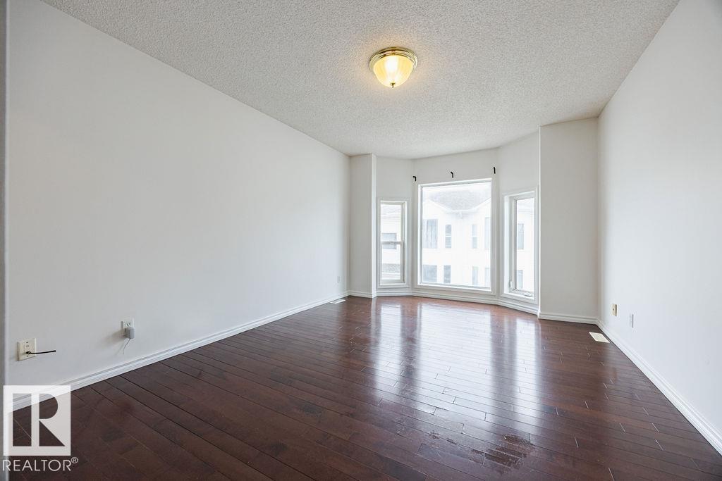 #7 11718 97 ST NW, Edmonton