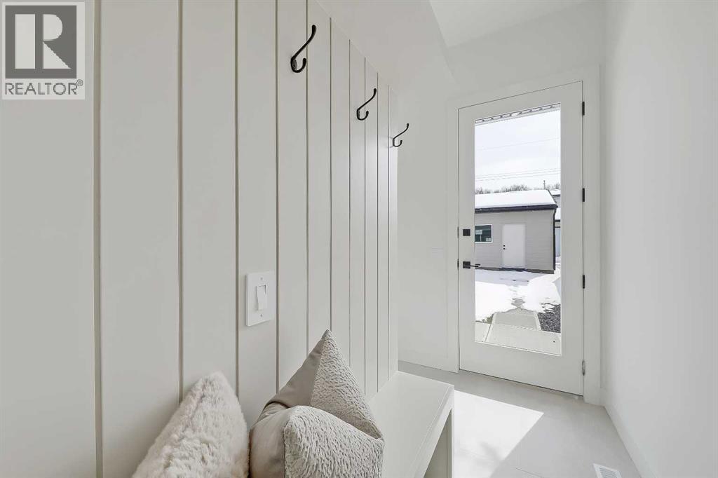 Single Family House for Sale in   Avenue NW Mount Pleasant Calgary 