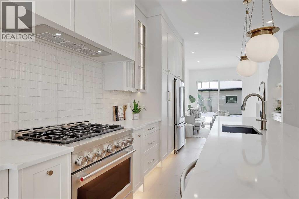 Single Family House for Sale in   Avenue NW Mount Pleasant Calgary 