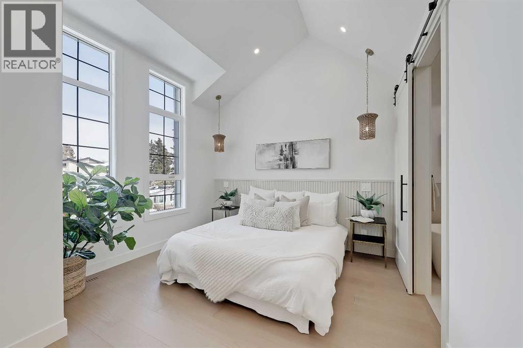 Single Family House for Sale in   Avenue NW Mount Pleasant Calgary 