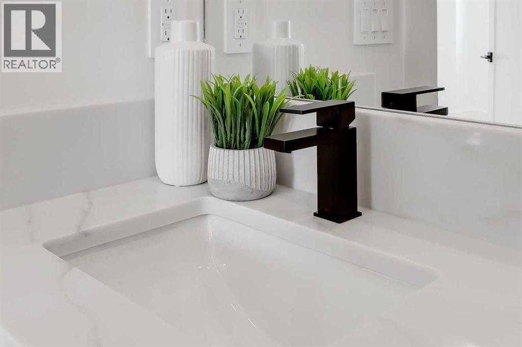 Single Family House for Sale in   Avenue NW Mount Pleasant Calgary 