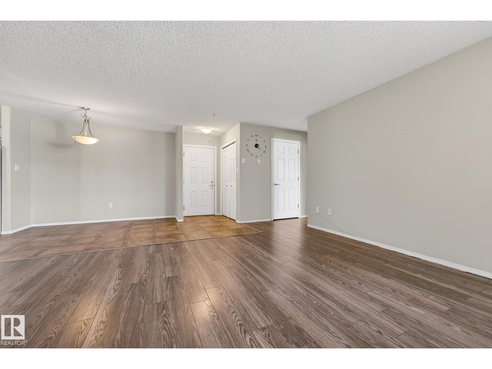 #120 13635 34 ST NW, Edmonton