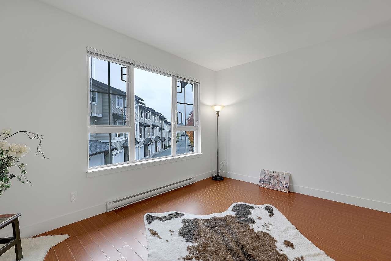 208 2450 161A STREET, Surrey