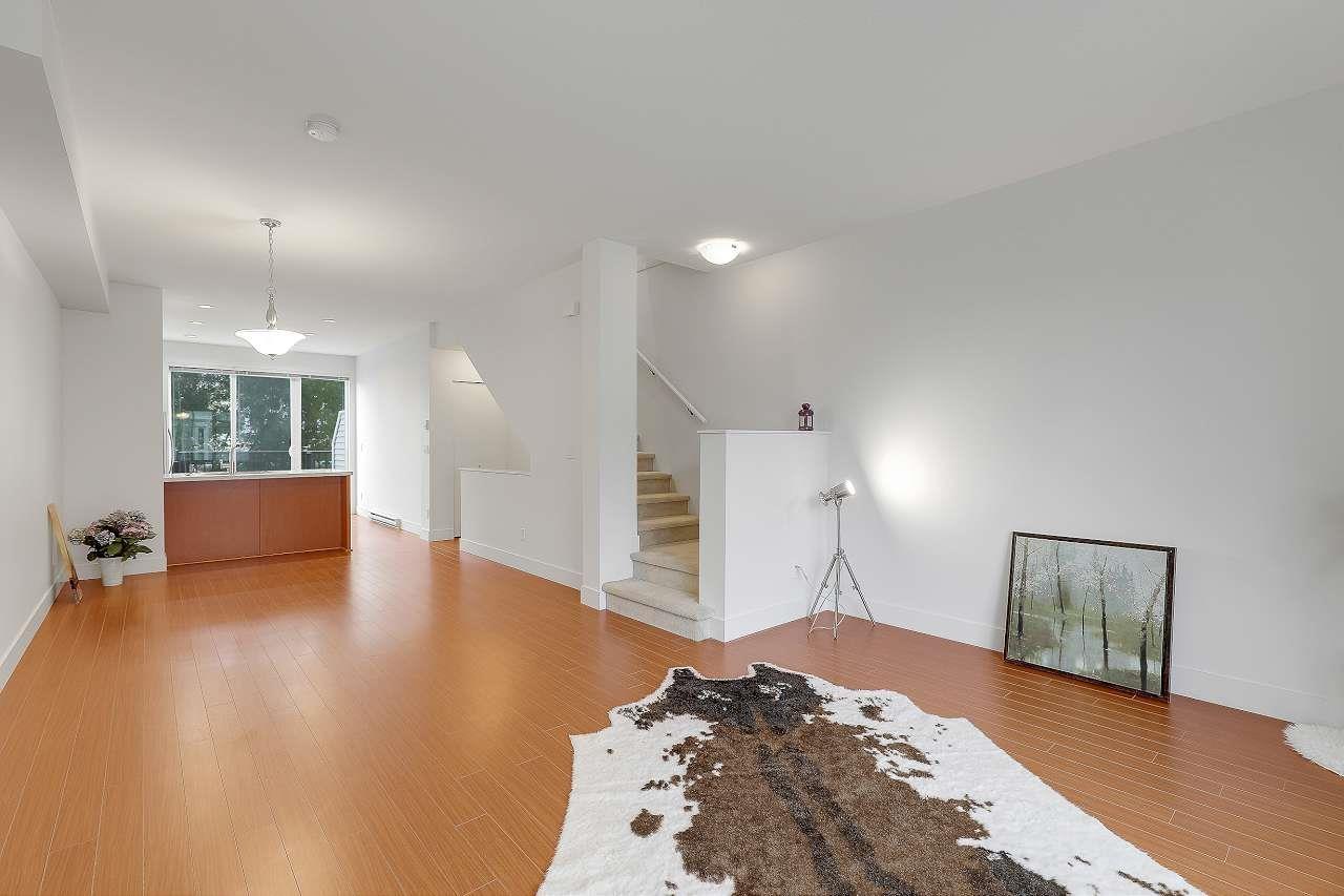 208 2450 161A STREET, Surrey