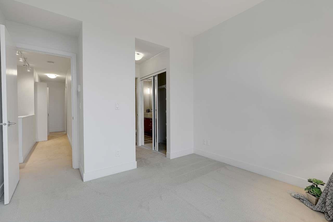 208 2450 161A STREET, Surrey