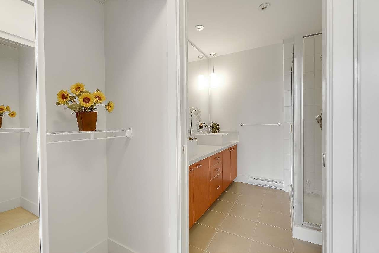 208 2450 161A STREET, Surrey