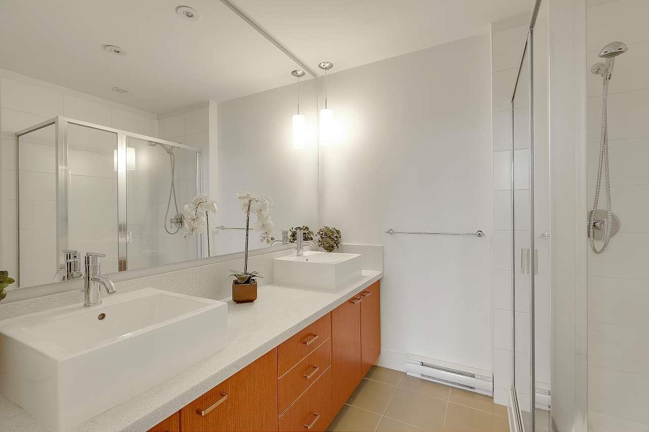 208 2450 161A STREET, Surrey