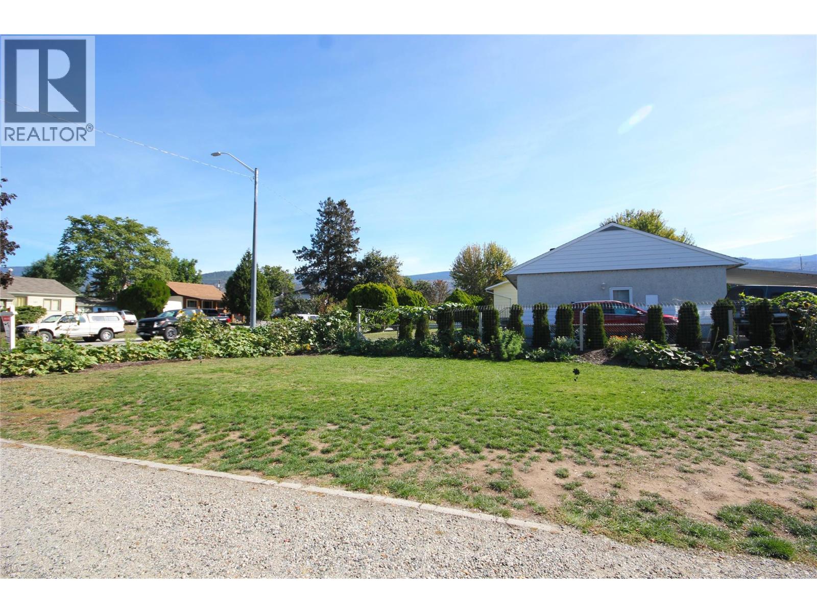 402 CONKLIN AVENUE - 22