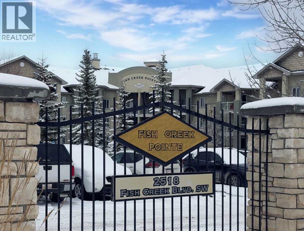 Single Family House for Sale in   Fish Creek Boulevard SW Evergreen Calgary 