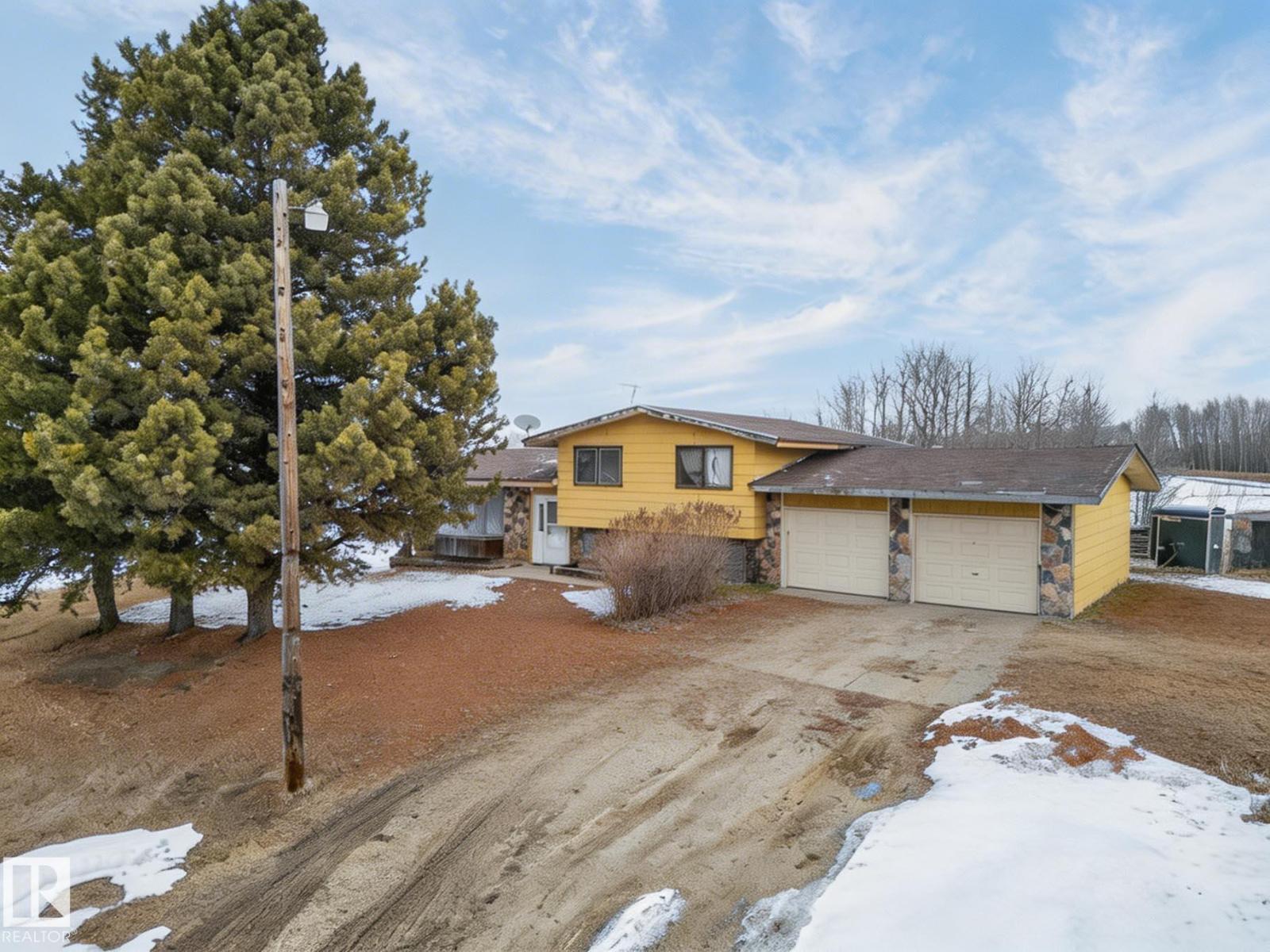 #14 53213 RGE ROAD 20, Rural Parkland County