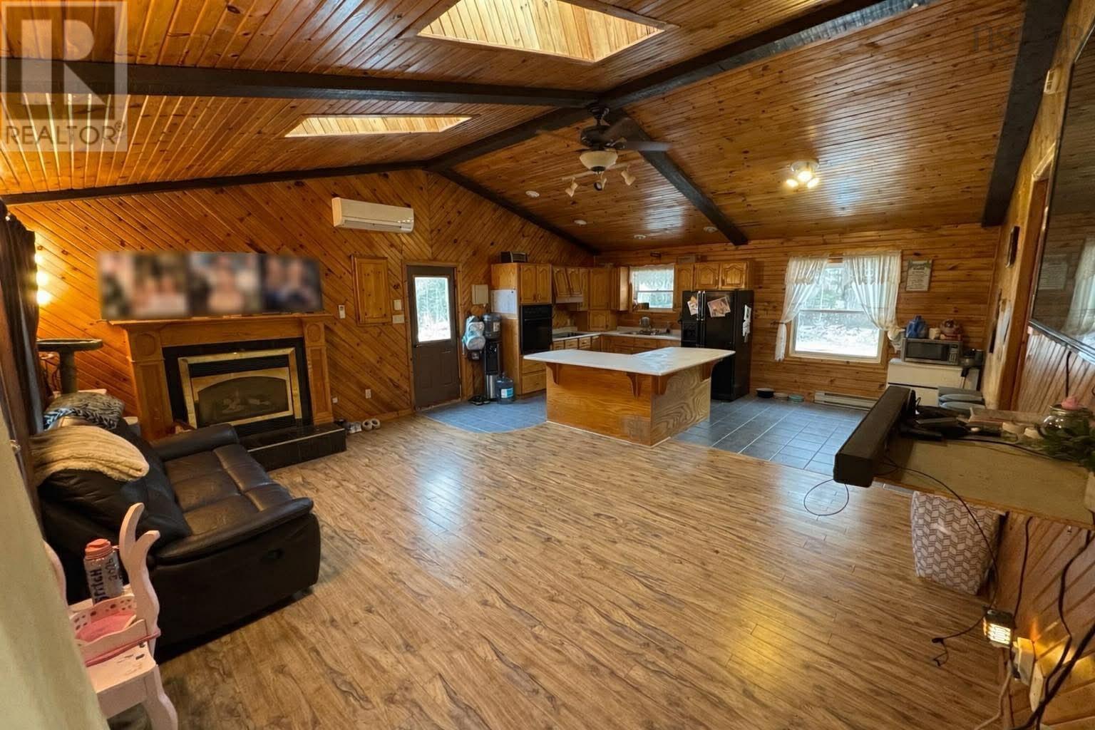 Property 3 of 8 of 9660 366 Highway