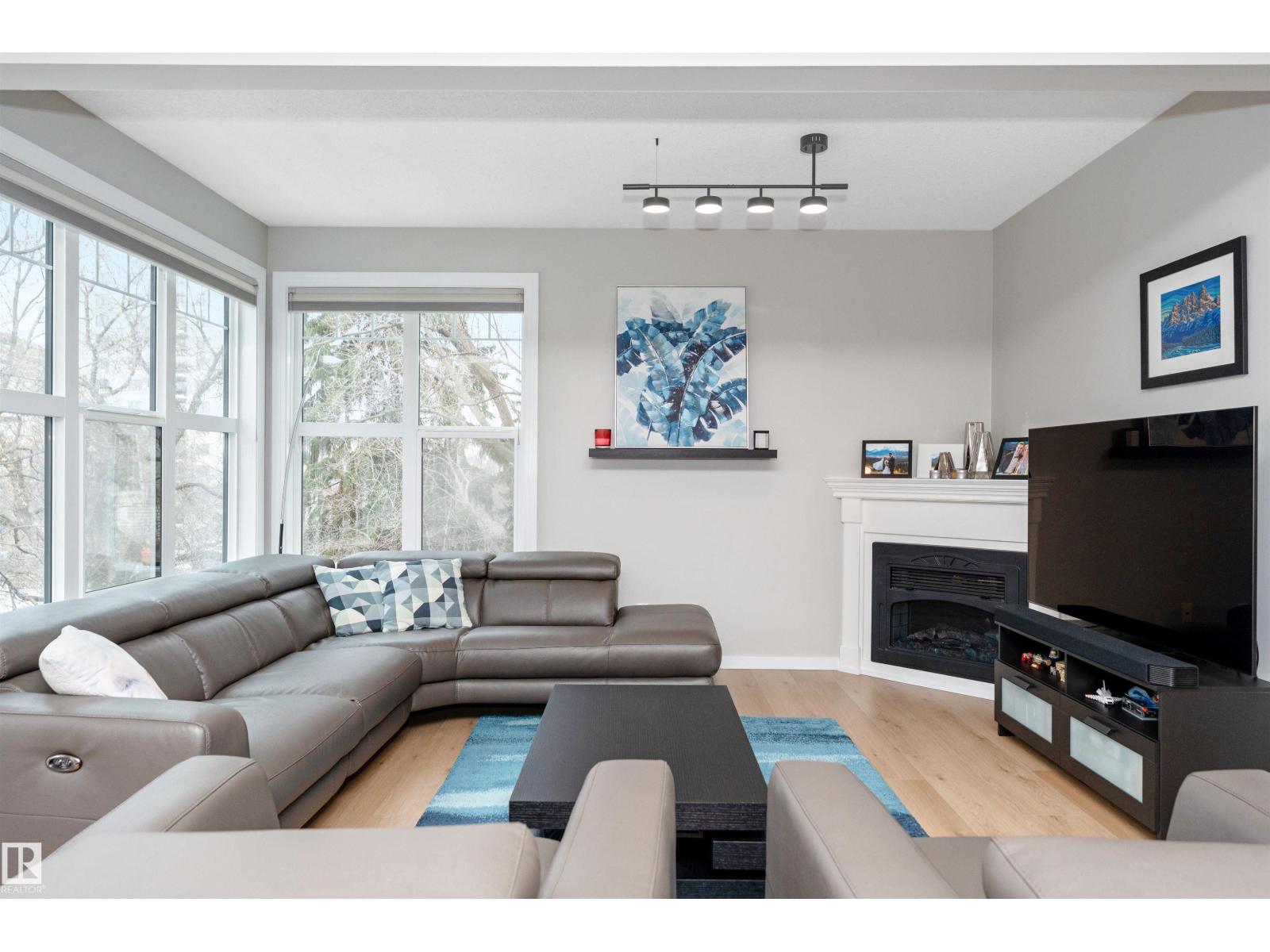 #303 9828 112 ST NW - 1