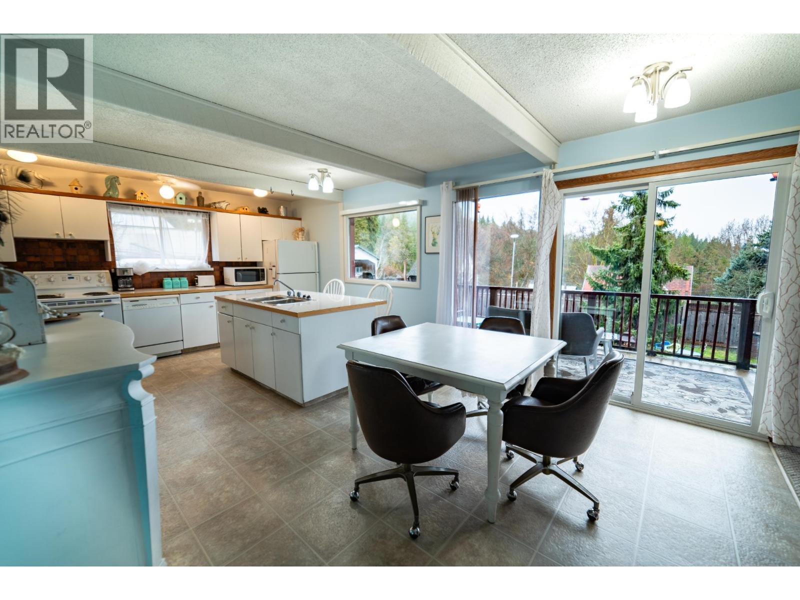 309 FOWLER Street - 17