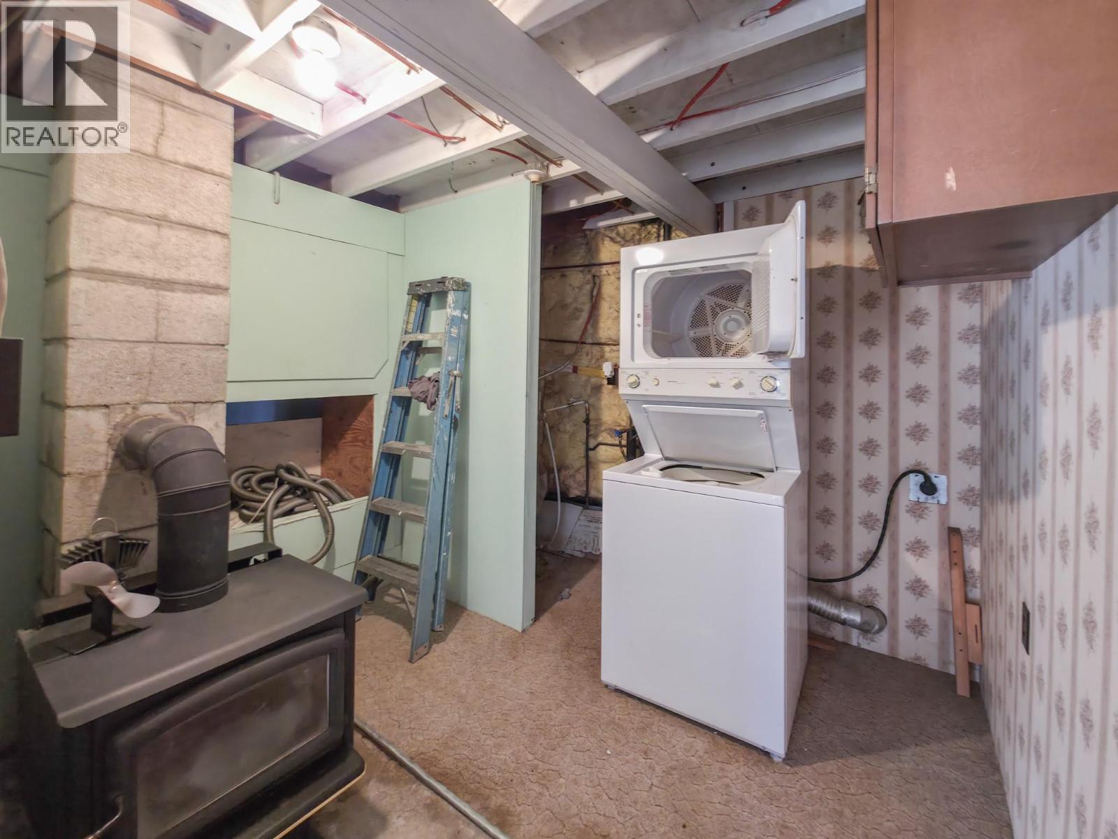 309 FOWLER STREET - 32