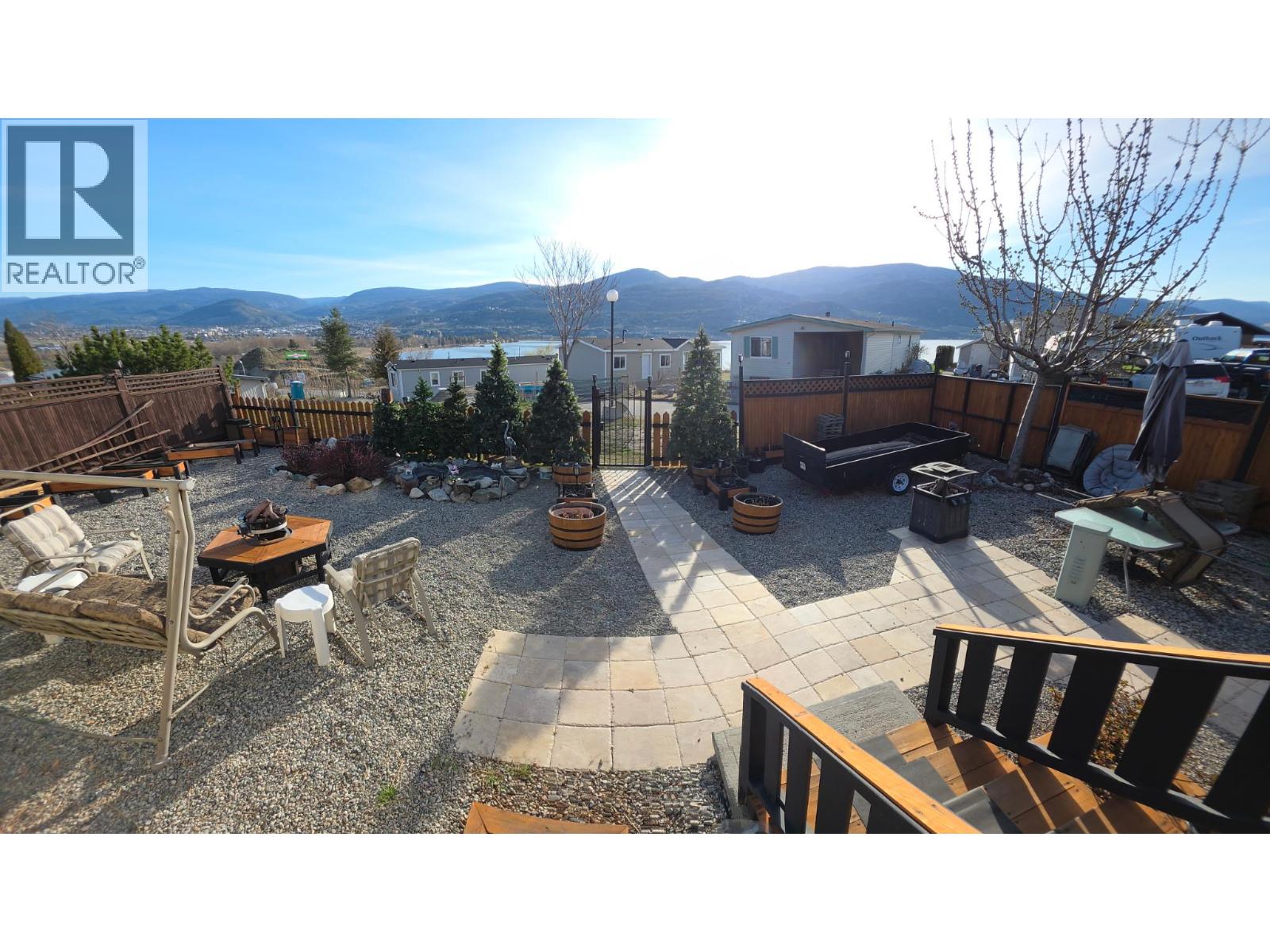 #44 201 HIGHWAY 97 - 22