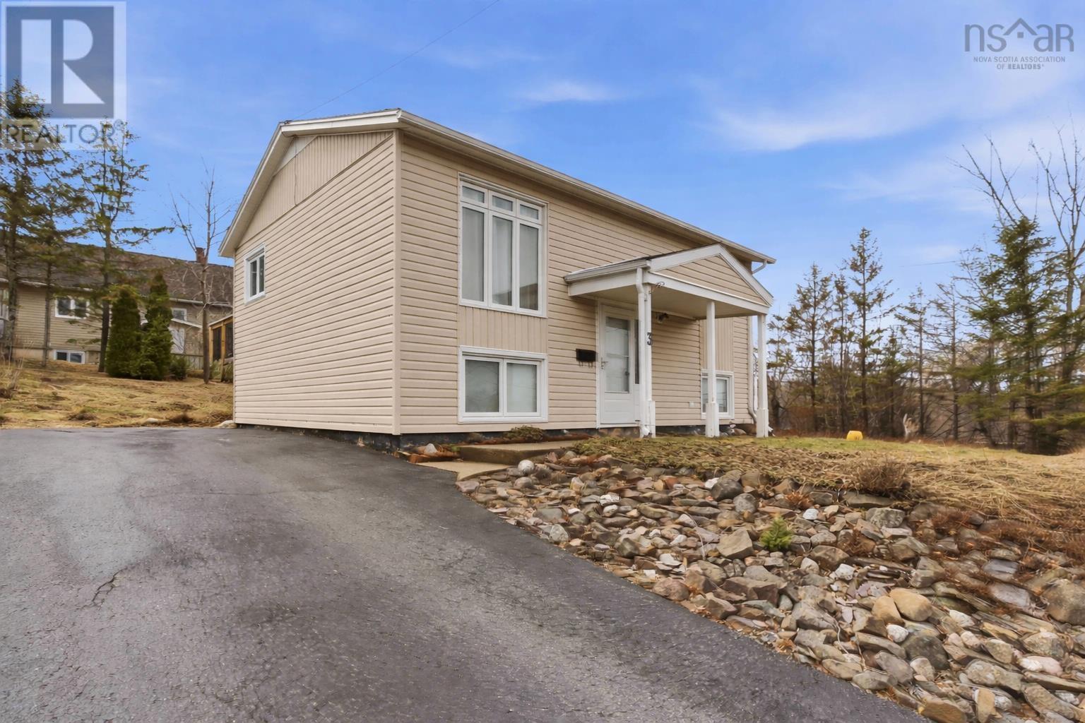 Property photo of 3 Inglewood Avenue