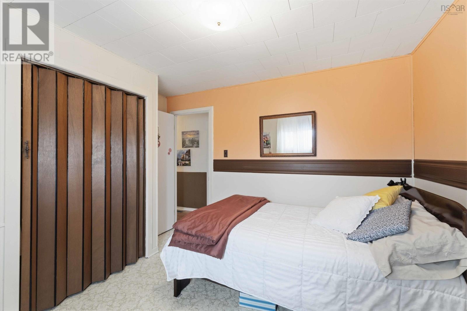 Property 13 of 21 of 3 Inglewood Avenue