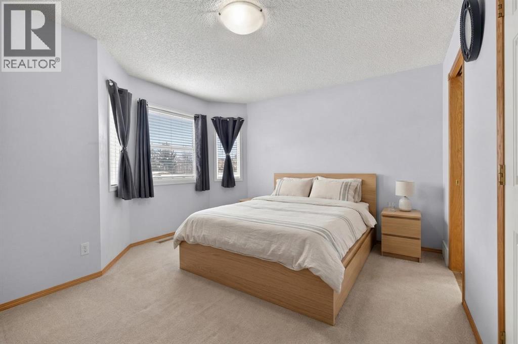 Single Family House for Sale in  Hidden Ranch Hill NW Hidden Valley Calgary 