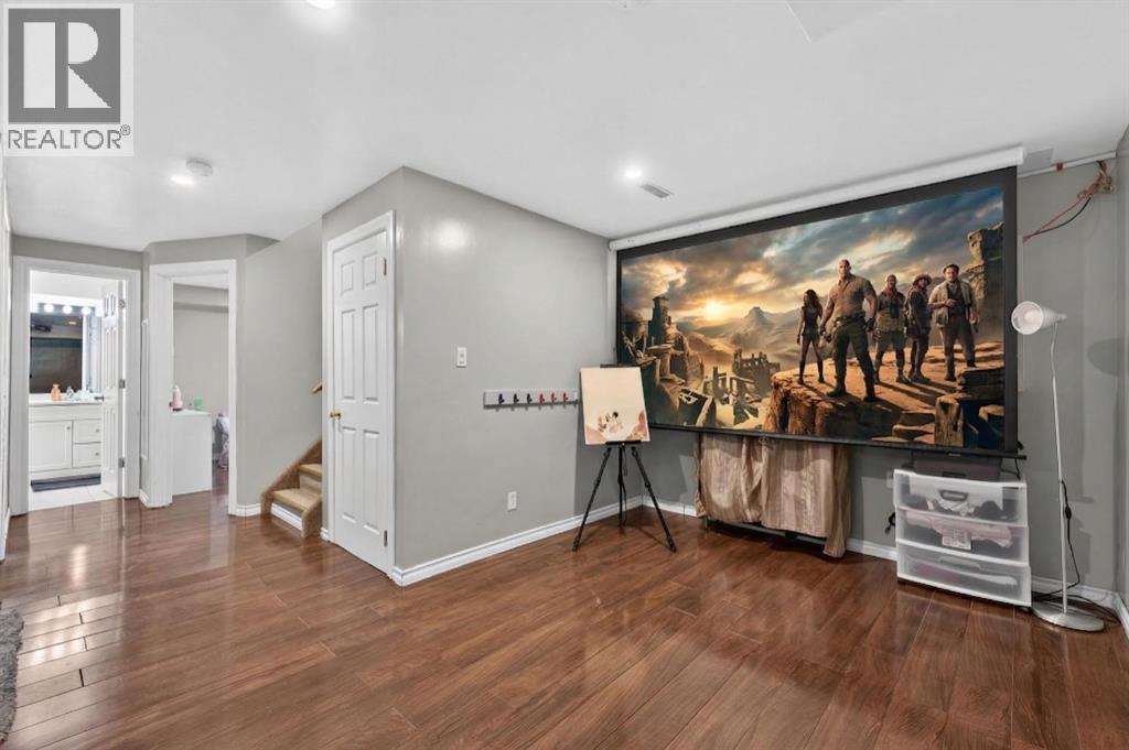 Single Family House for Sale in  Hidden Ranch Hill NW Hidden Valley Calgary 