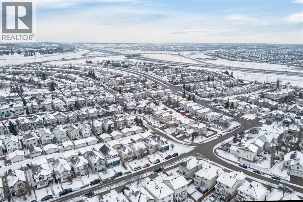 Single Family House for Sale in  Hidden Ranch Hill NW Hidden Valley Calgary 