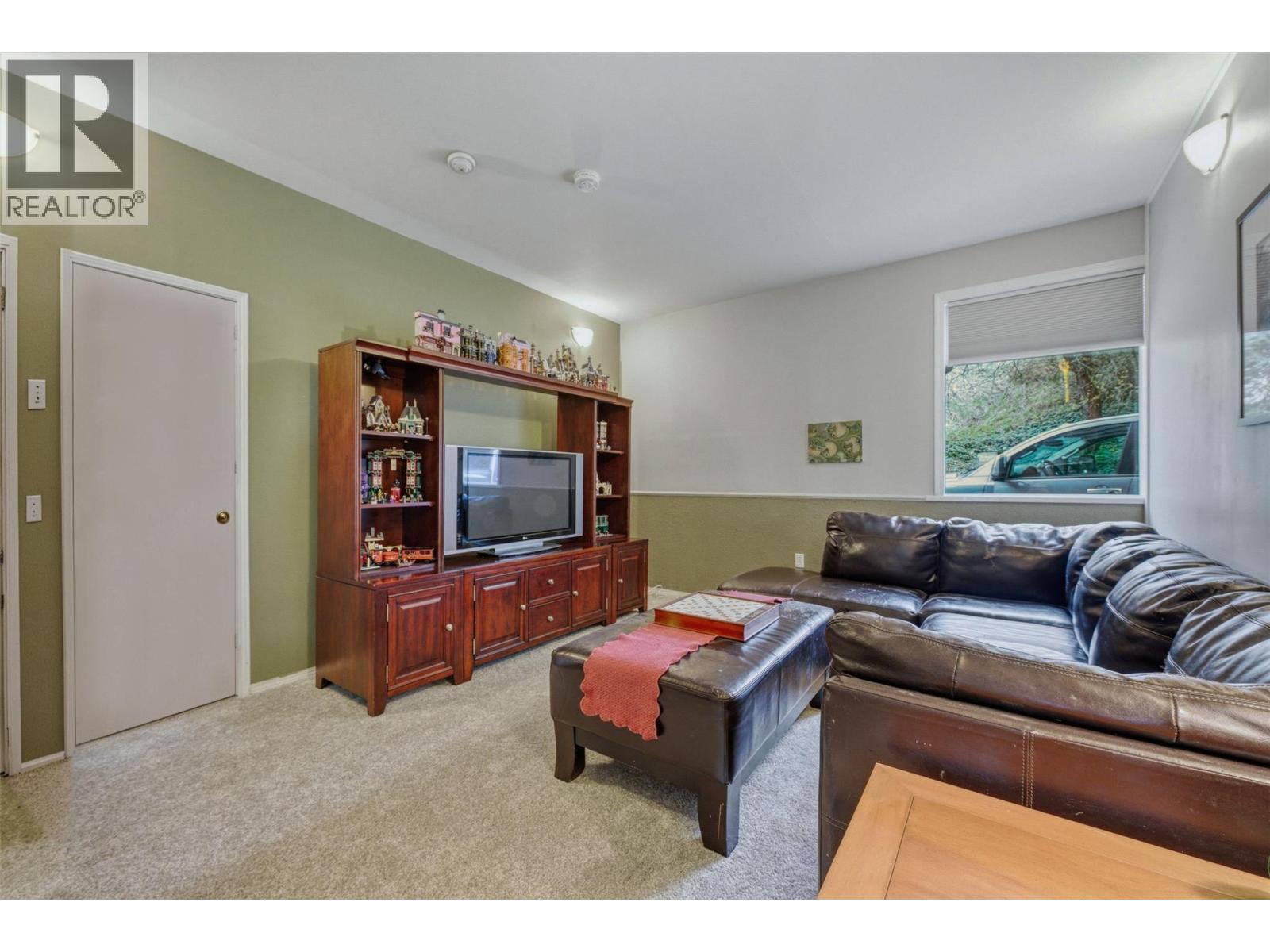  6926 Rugg Road, Vernon