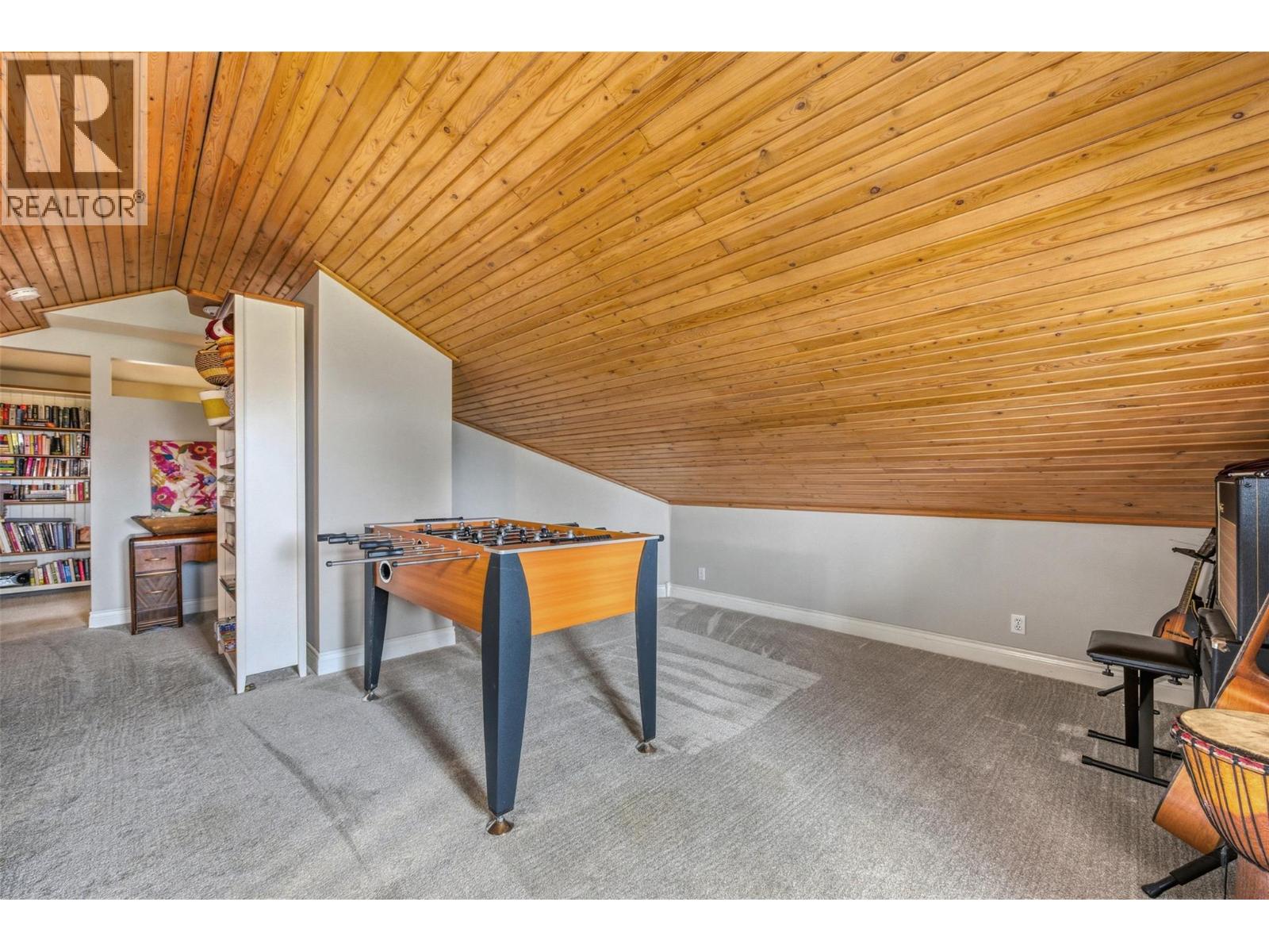  6926 Rugg Road, Vernon